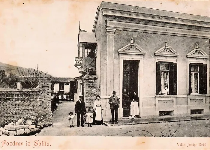 וילה Antique Garden ספליט