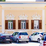 Antique Garden Villa *