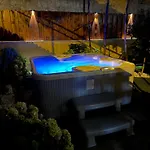 Antique Garden Villa